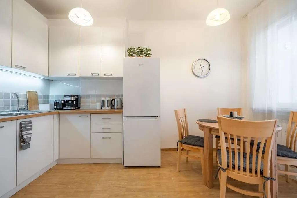 Calm And Relaxing 2Bdrm Apаrtment In City Centre Διαμέρισμα Σόφια