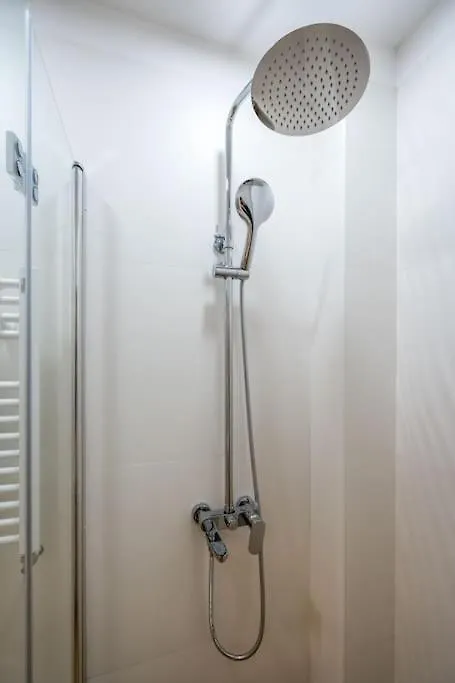 소피아 Calm And Relaxing 2Bdrm Apаrtment In City Centre 아파트