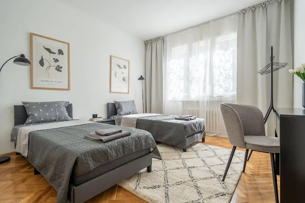 소피아 Calm And Relaxing 2Bdrm Apаrtment In City Centre 아파트